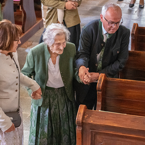 Frau Johanna Glettler feierte 100 Jahre