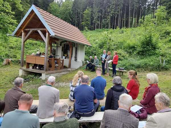 Dreifaltigkeitsprozession zum Greitnerkreuz